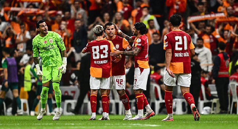 Galatasaray, Trabzonspor maçı kamp takımını açıkladı! 4 eksik