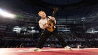 Grammy ödüllü rapçi “Özgür Filistin” dedi, Ed Sheeran’ın turnesinden çıkarıldı