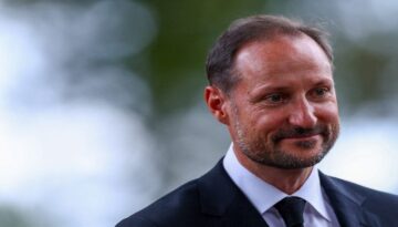 Her 4 Norveçli’den 3’ü arkasında. Kral Haakon bugün bağlılık yemini edecek
