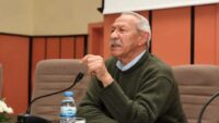 “Hocaların hocası” olarak bilinen Prof. Dr. Uğur Ersoy hayatını yitirdi