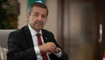 KKTC Dışişleri Bakanı’ndan Cumhurbaşkanı Erdoğan’a teşekkür: Tarihi çağrısın yinelemesinden ötürü şükranlarımı sunuyorum