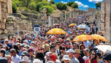 Kültür ve Turizm Bakanlığı açıkladı: Müze ve örenyerlerinde ikili rekor