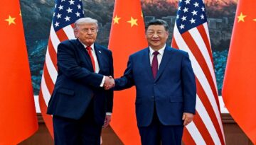 Merakla beklenen tepe öncesi Trump’tan Çin Devlet Başkanı Şi’ye övgüler