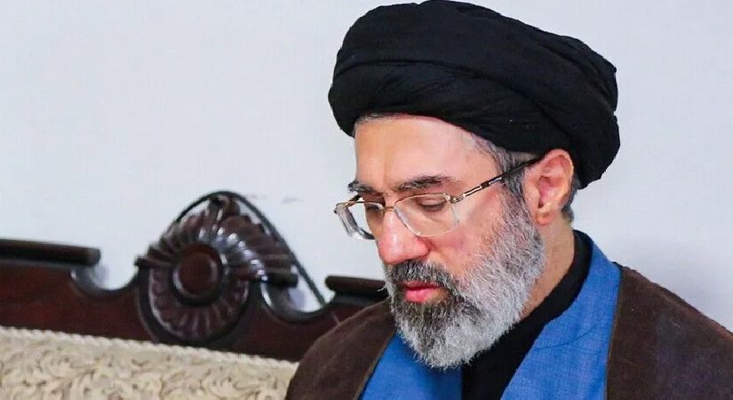 Mücteba Hamaney kaldırıldığı hastanenin bombalanmasının akabinde enkazdan çıkarılmış