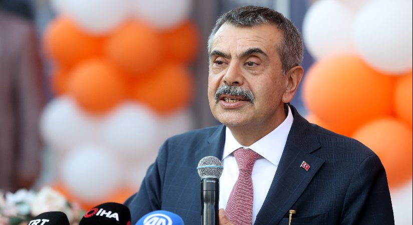 Okul güvenliği protokolü imzalandı. Bakan Tekin: Tüm çalışmalarımızı inançlı okul iklimi için yaptık