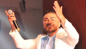 Rober Hatemo müziği bırakıp kuyumculuğa dönüyor