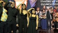 Sadri Alışık Tiyatro ve Sinema Oyuncu Ödülleri dağıtıldı. Ödül alan Turist Ömer selamı verdi