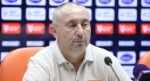 Stanimir Stoilov: ‘Kolay gol yememeliyiz!’