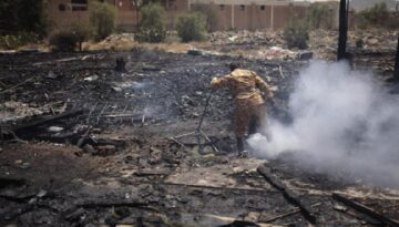 Suudi Arabistan’dan Yemen’e art arda hava atakları