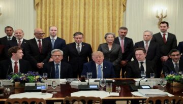 Trump, kararnameyi imzaladı. Yapay zeka “süper zeka” oldu