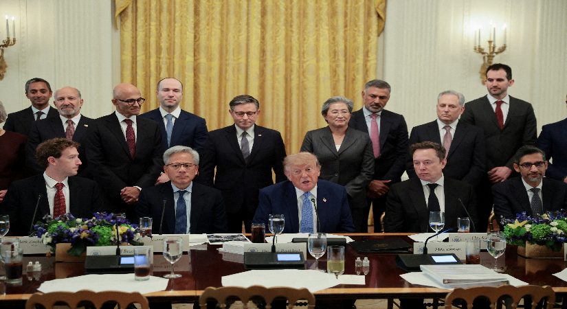 Trump, kararnameyi imzaladı. Yapay zeka “süper zeka” oldu