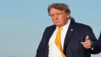 Trump’ın saçına ne oldu? Yeni manzarası dikkat çekti