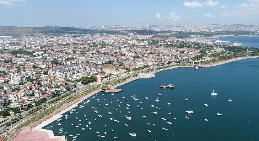 Tuzla’daki berbat kokunun kaynağı bulundu. Belediye ve polis sorumluları arıyor