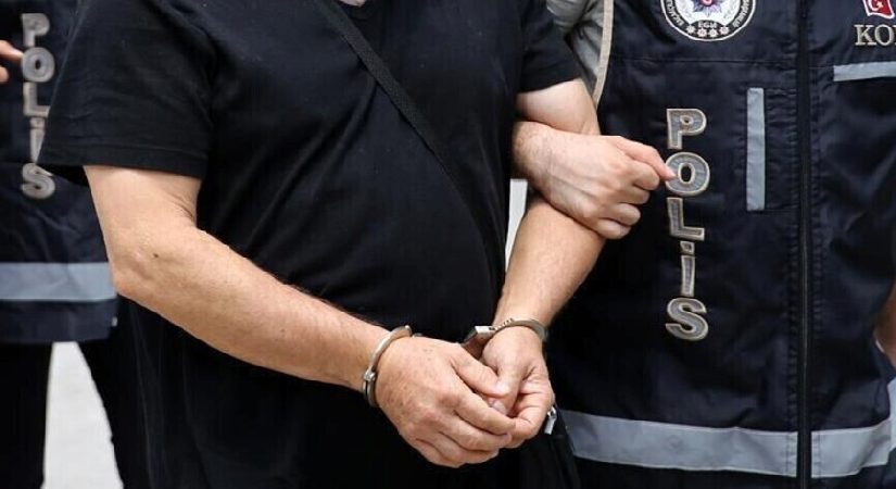 Üzerindeki “büyüyü” bozmaya gitti, 794 bin lira dolandırıldı