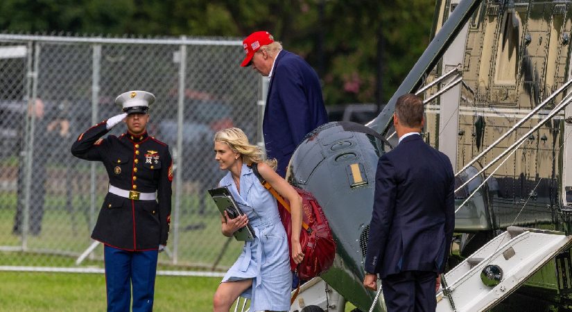 Yanından ayırmıyor. Donald Trump üç isme 45 bin dolar nakit ikram etti