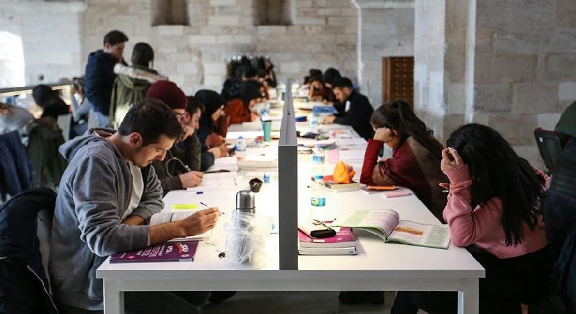 YÖK’ten İran asıllı öğrencilerin öğretim fiyatlarına ödeme kolaylığı