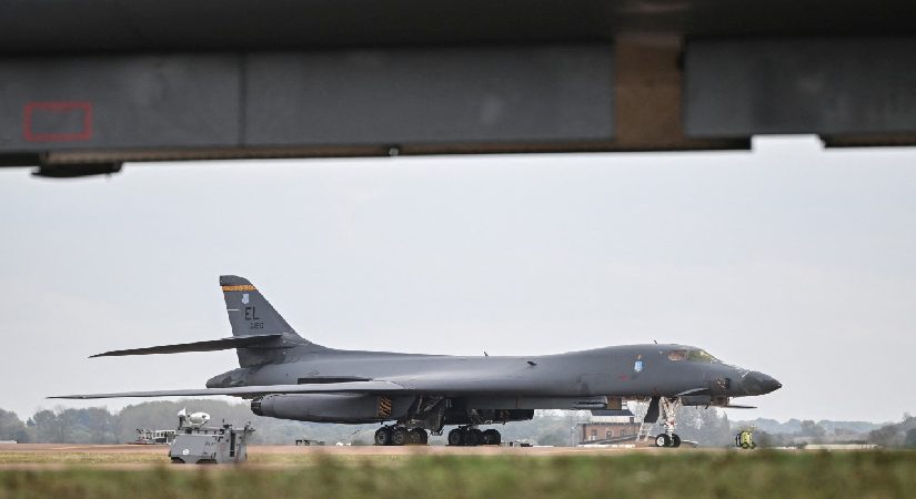ABD, İngiltere’deki o üsten bütün B-1 bombardıman uçaklarını çekti