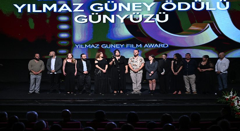 Adana Altın Koza Sinema Şenliği’nde mükafatlar sahiplerini buldu