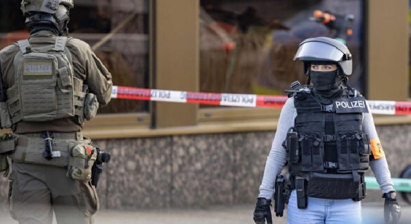 Almanya’da araçla katliam teşebbüsü: 3 kuşkulu gözaltında