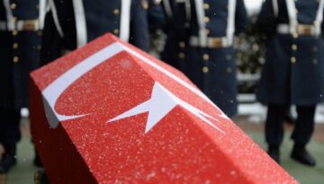 Askeri araç kazasında albay şehit oldu