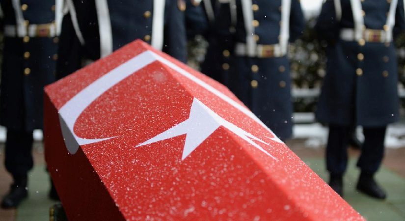 Askeri araç kazasında albay şehit oldu