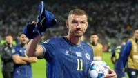 Bir devir sona erdi, Edin Dzeko bıraktı