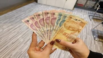 Boşandığı eşiyle tıpkı konutta kalanlar dikkat. Yargıtay’dan milyonları ilgilendiren yetim aylığı kararı