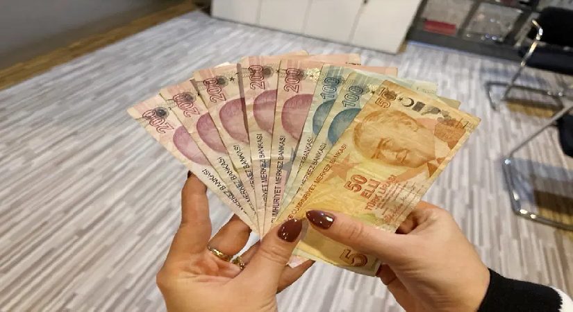 Boşandığı eşiyle tıpkı konutta kalanlar dikkat. Yargıtay’dan milyonları ilgilendiren yetim aylığı kararı