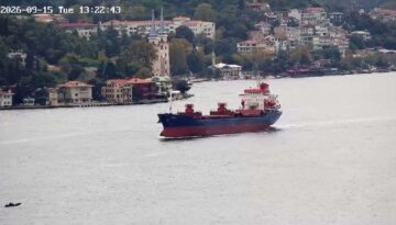 Bulgaristan açıklarında İHA’ların vurduğu iki gemiden biri battı. Kurtarılanlardan 11’i Türk