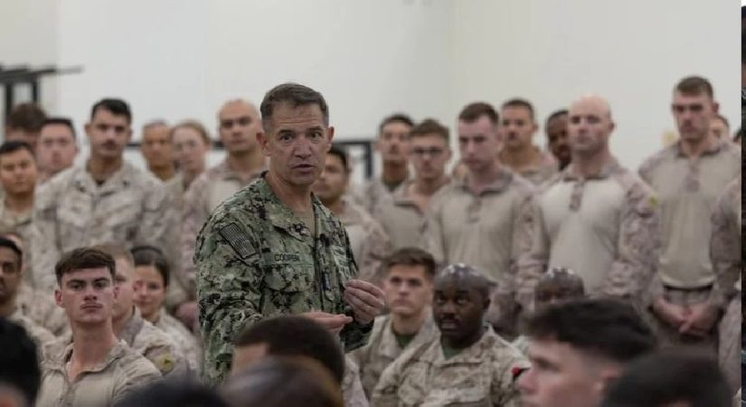 CENTCOM Kumandanı Cooper, Hürmüz Boğazı’nda uçtu
