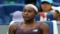 Coco Gauff ırkçı atakların gölgesinde oynadığı maçta Mertens’e elendi