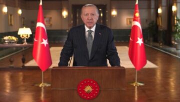 Cumhurbaşkanı Erdoğan: Cumhuriyetimiz hür yaşama kararlılığının en büyük nişanesidir