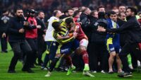 Derbi sonrası hengame eden futbolculara ceza kapıda. 10 maça kadar men gelebilir