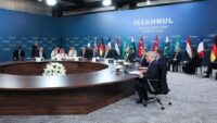 Diplomasinin kalbi Türkiye’de attı! Dünya basını İstanbul’a kilitlendi… ‘Benzersiz’