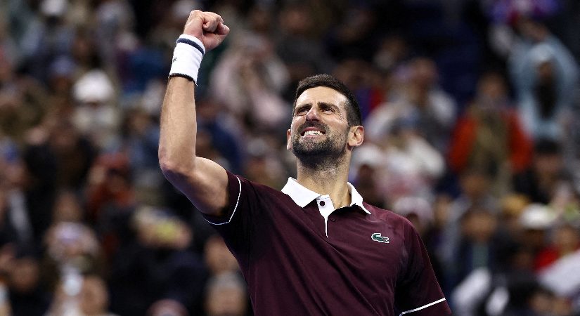 Djokovic, Zverev’i eledi ve Rafael Nadal’ın rekorunu tarihe gömdü