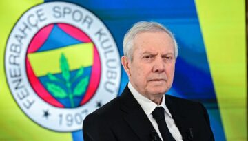Fenerbahçe’de ibre yabancı hocada