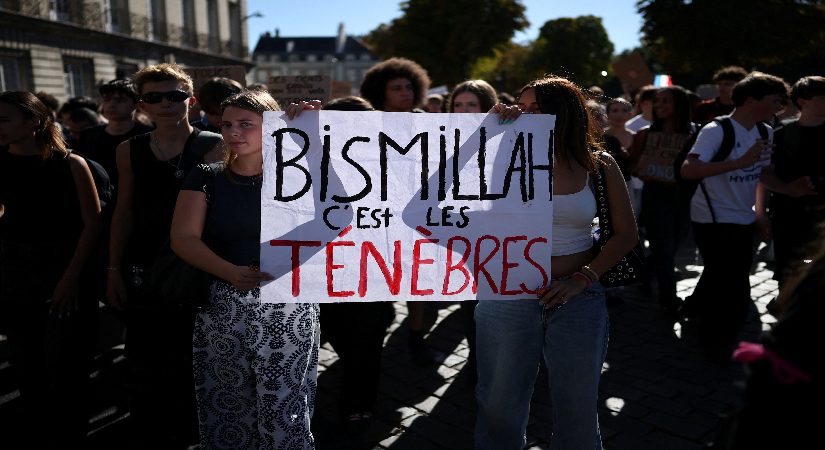 Fransa’da aksiyoncular sebep “Bismillah, c’est les ténèbres” sloganını kullanıyor?