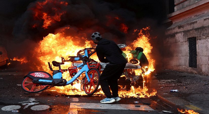 Fransa’da protestolara karşı ordu devreye giriyor