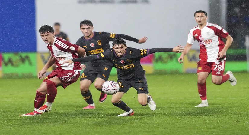 Galatasaray, 3-0 geriye düştüğü özel maçta Pendikspor’la 3-3 berabere kaldı
