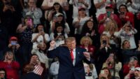 Gözünü okyanuslara dikti. “Trump Okyanusu’na gereksinimimiz var”