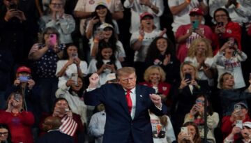 Gözünü okyanuslara dikti. “Trump Okyanusu’na gereksinimimiz var”