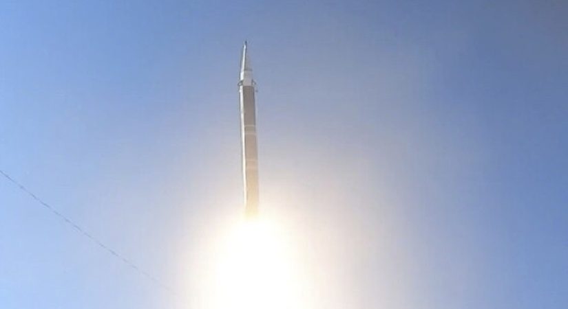 Husilerden Suudi Arabistan’da havalimanına balistik füze saldırısı