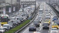 İstanbul’da trafik yoğunluğu yüzde 80’e ulaştı