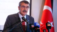 MEB’den Meta’ya dava hazırlığı. Bakan Tekin: İçerikleri çocuğun erişemeyeceği biçime sokun