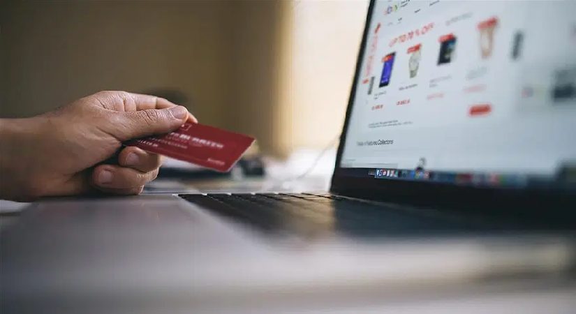Online alışverişte uydurma yoruma erişim manisi