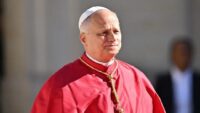 Papa hastaneden taburcu edildi