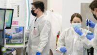 Rusya’da veba salgını korkusu: Ölümcül hastalık laboratuvardan kaçtı! 1 kişi hayatını kaybetti… 197 kişi karantinada