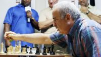 Satranç efsanesi Kasparov’a ‘suikast’ uyarısı: Maksat listesindeyim