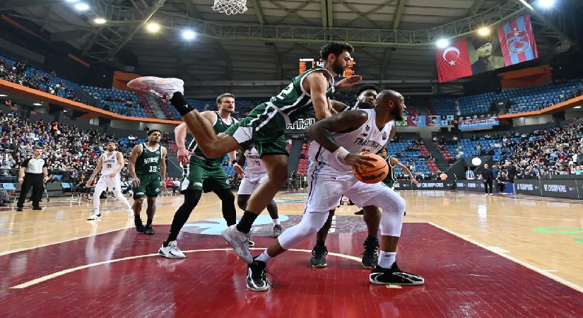 Trabzonspor, potada Avrupa seyahatine Nanterre’yi uzatmada yenerek başladı