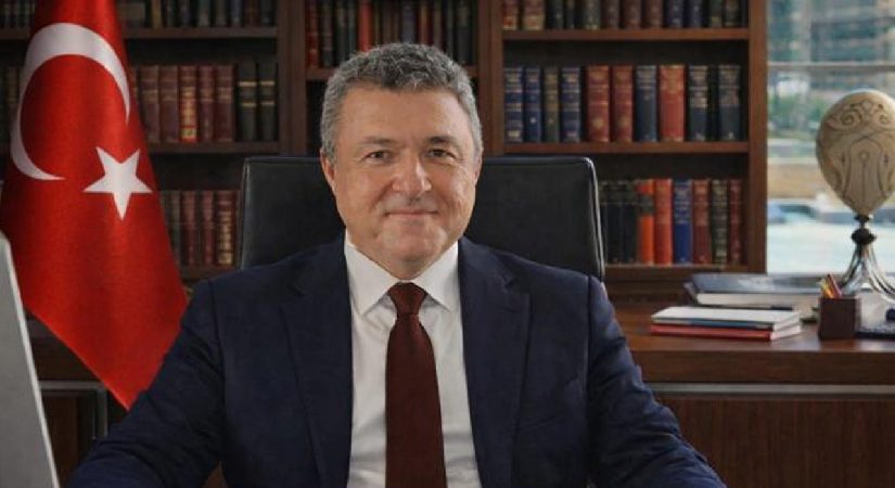 TÜBADEF Yılın İktisat Muharriri Mükafatı Abdullah Tolu’ya layık görüldü